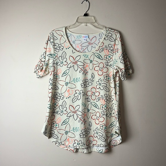 LuLaRoe Tops - LuLaRoe‎ Women's Colorful Floral Pattern Lightweight Tee